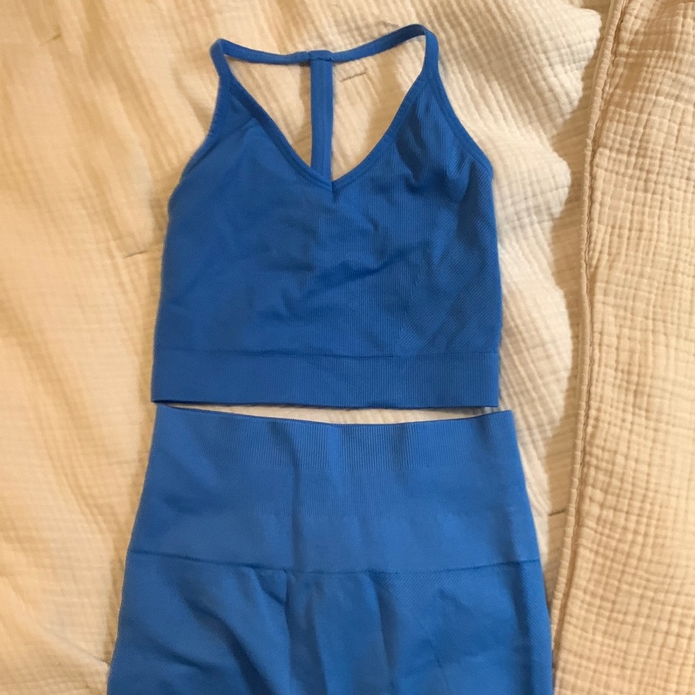 Spiritual Gangster blue top & legging set (size XS/S)